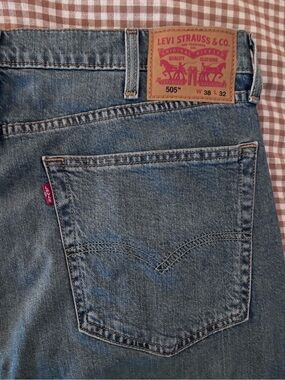 NWOT Levi's Men's Straight Jeans in Faded Blue Denim 38 x 32